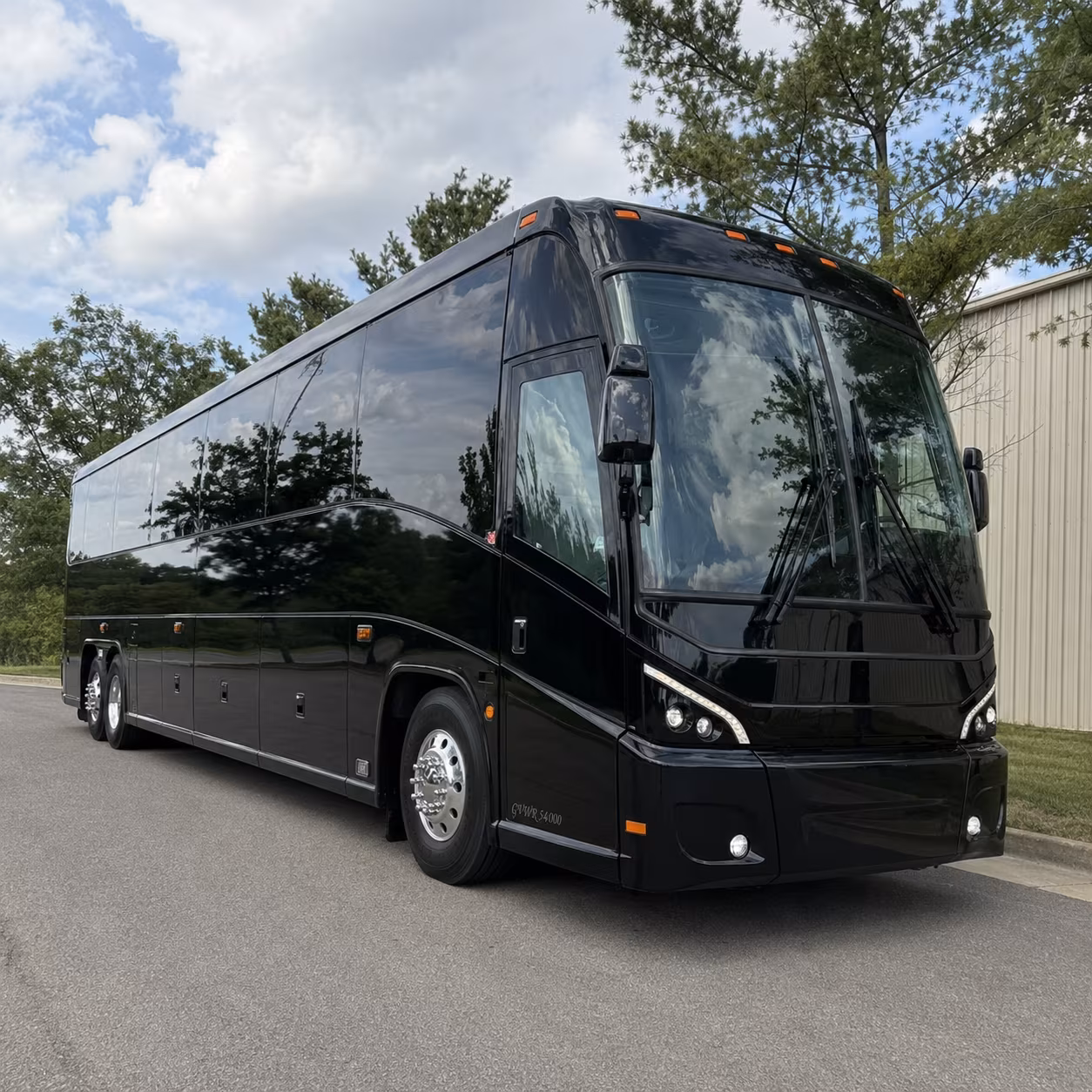 airport transportation for sports teams and fan groups traveling through pontiac