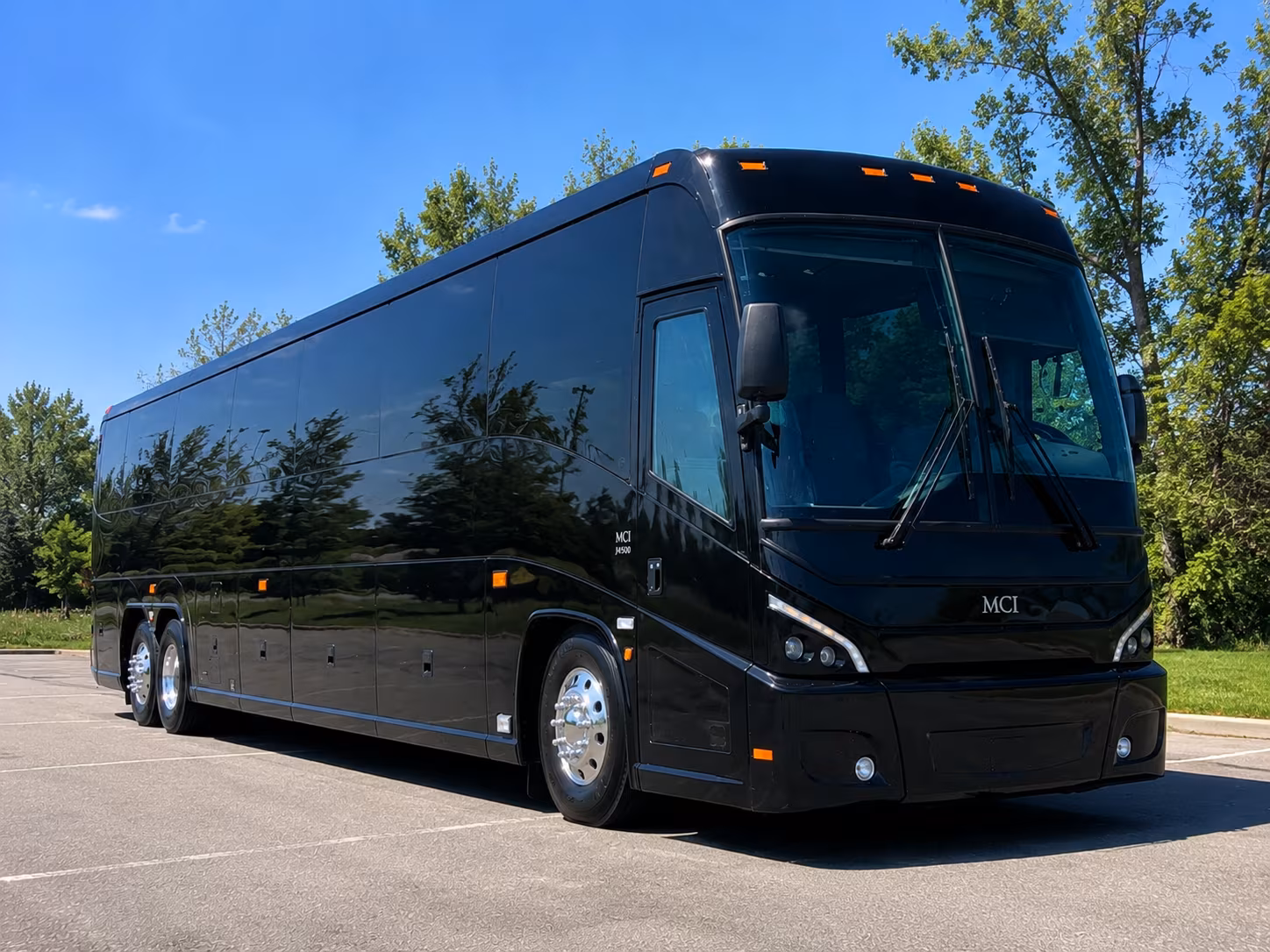 government conference event shuttle buses in the pontiac area