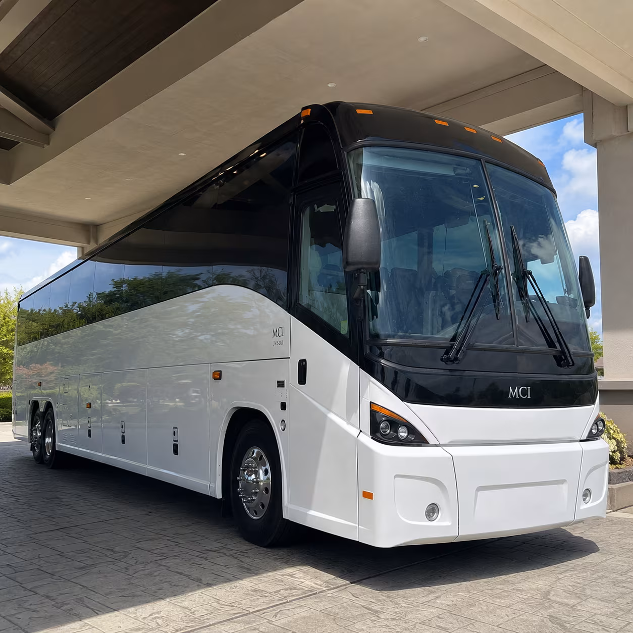 long distance charter buses for away games and out of state fan trips