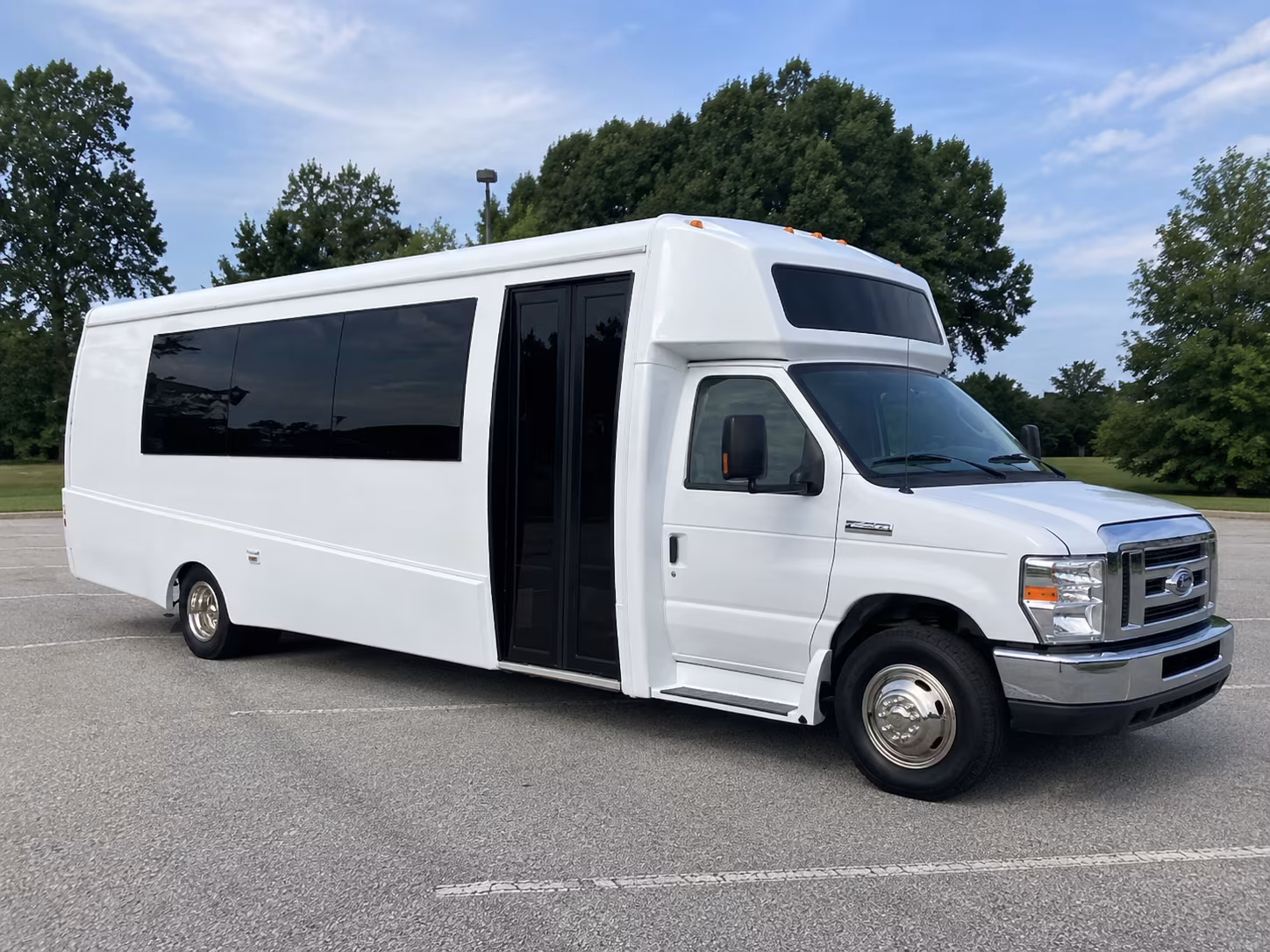 pontiac 18 passenger party bus