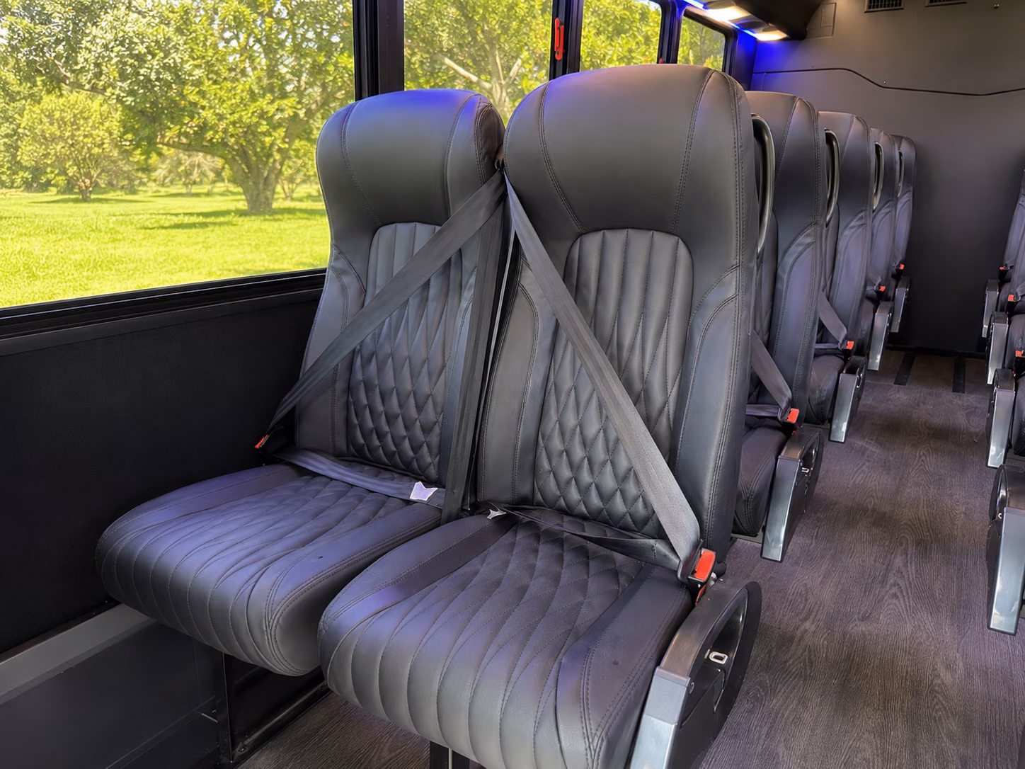 pontiac charter bus rentals